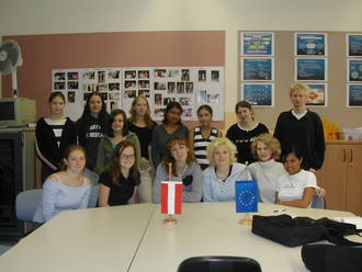 SMS4U-Team 2004/2005 SMS4U-Team 2004/2005